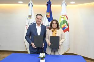Ministerio de la Mujer y Centro Casas Comunitarias de Justicia renuevan acuerdo en pro de los derechos de las mujeres en sectores vulnerables