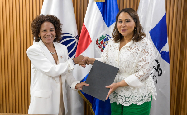 Ministerio de la Mujer y FLACSO-RD firman acuerdo para impulsar proyectos e iniciativas para desarrollo pleno y participación integral de las mujeres