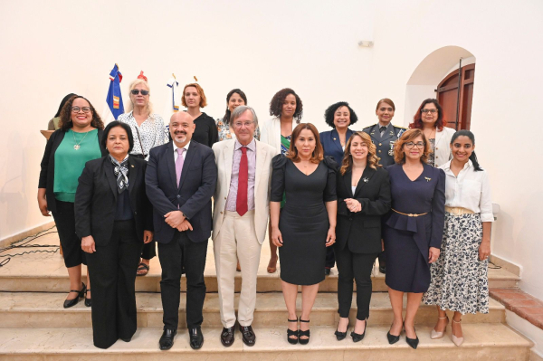 Ministerio de la Mujer lanza proyecto para la reparación integral de mujeres víctimas de violencia con apoyo de AECID y MEPYD