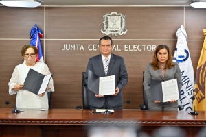 Ministerio de la Mujer, Junta Central Electoral y Procuraduría General firman acuerdo de colaboración para promover la igualdad de género