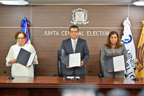 Ministerio de la Mujer, Junta Central Electoral y Procuraduría General firman acuerdo de colaboración para promover la igualdad de género