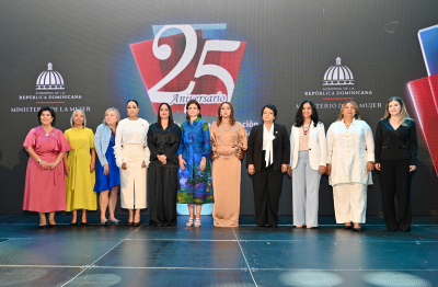 Ministerio de la Mujer conmemora el 25 aniversario del Día Internacional de la Eliminación de la Violencia contra las Mujeres