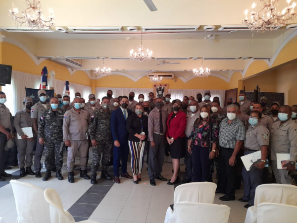 Ministerio de la Mujer realiza taller de sensibilización en San Juan de Maguana