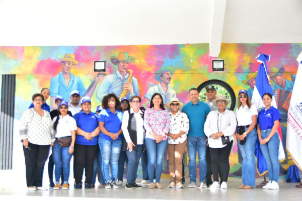 La provincia Hermanas Mirabal abre sus puertas a la Jornada “Vivir sin Violencia ES POSIBLE” del Ministerio de la Mujer
