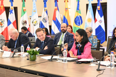 Ministerio de la Mujer destaca importancia de sinergias con industria y comercios para una Iberoamérica con transversalidad del enfoque de género