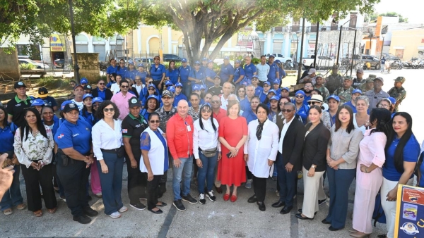 Ministerio de la Mujer realiza en La Vega jornadas de prevención a la violencia